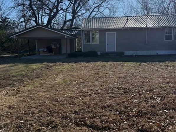 605 W Main St, Vian, OK 74962