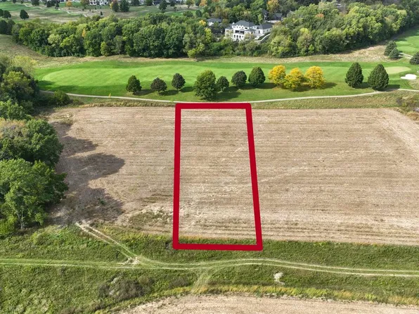 4899 Home Stretch Drive #301, Waunakee, WI 53597