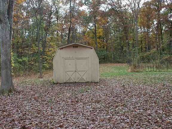 4th image of 235 Carey Ln