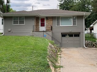 7627 Davis Cir, Omaha, NE 68134