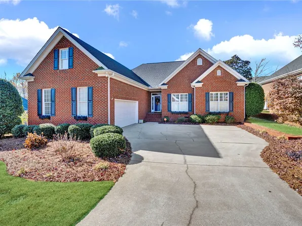 3 Audrey Ln, Greenville, SC 29615