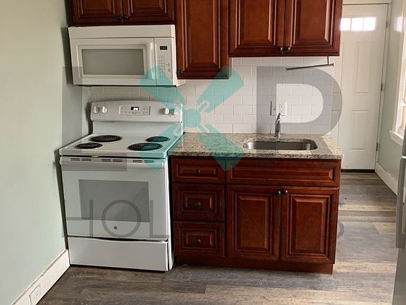 4th image of 508 W Airy St Floor 1