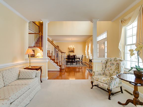4th image of 1017 Norfolk Dr