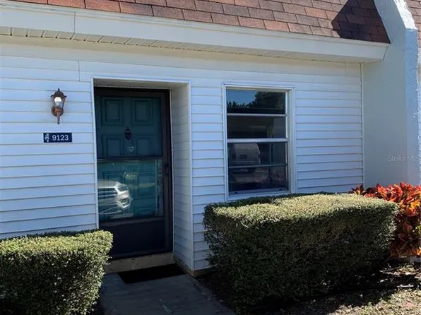 9123 Mission Oaks Blvd #21E, Seminole, FL 33776