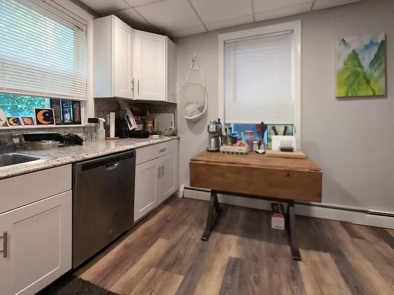 49 Hudson St #1 — Photo 7