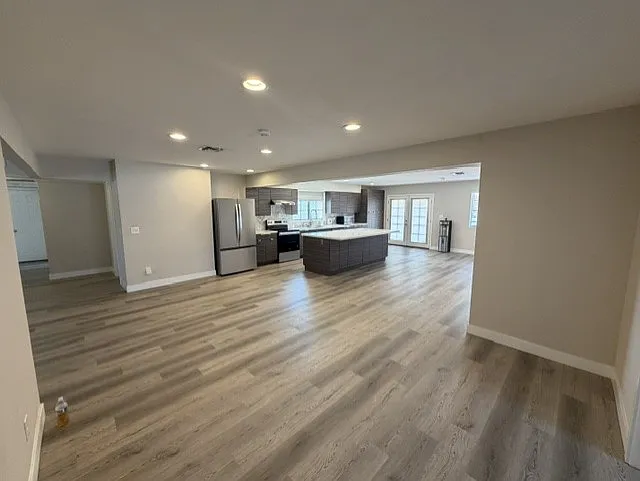 1252 E Campus Dr — Photo 7