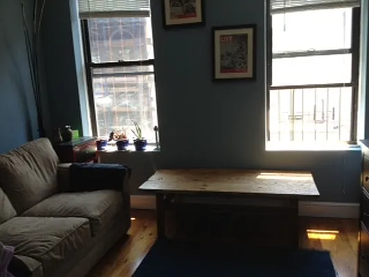 Rented by Cast Iron Real Estate | media 25