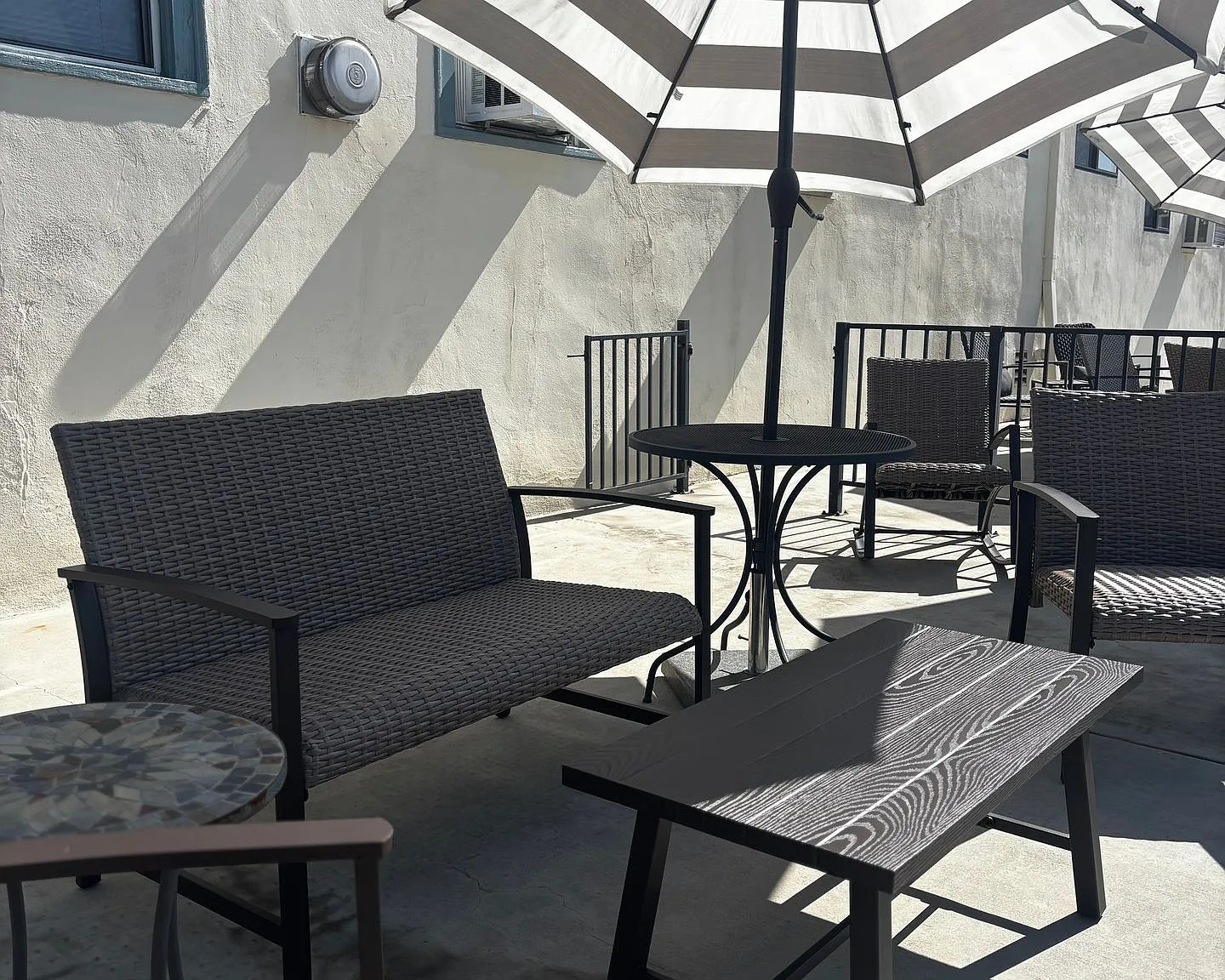 Ave 63 Apartments — Photo 4