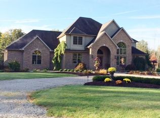 2704 McCleary Jacoby Rd, Cortland, OH 44410