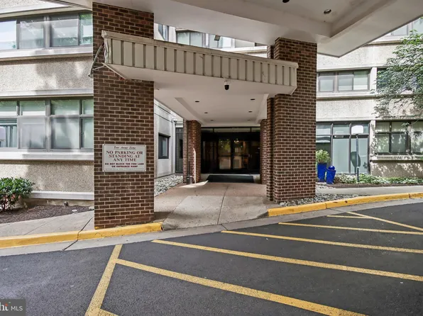 5911 Edsall Rd APT 309, Alexandria, VA 22304