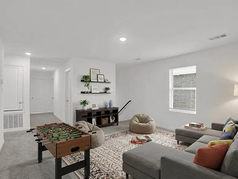 2117 Hamilton St — Photo 15