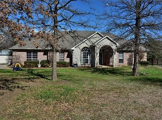 120 Plantation Oaks Ct, Springtown, TX 76082
