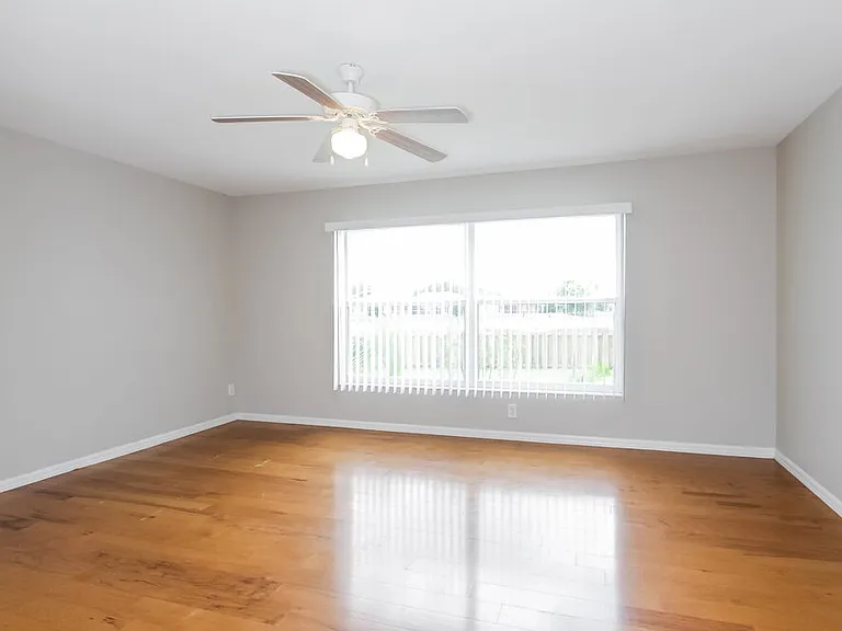 4213 Berkeley Dr — Photo 7