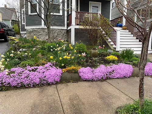 98 Sharon St Photo 1