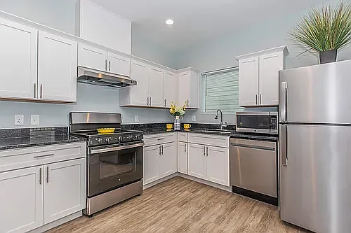 Argo Pointe Apartments — Photo 24