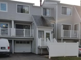 212 Crosswoods Rd #212, Branford, CT 06405