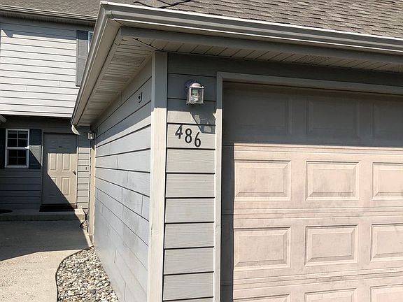 5th image of 486 W Shore Dr