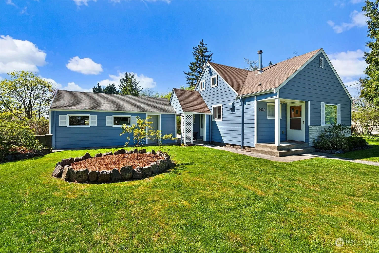 9420 15th Avenue E photo 1