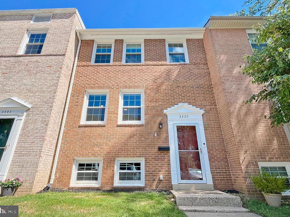 1st image of 3225 Viscount Ct