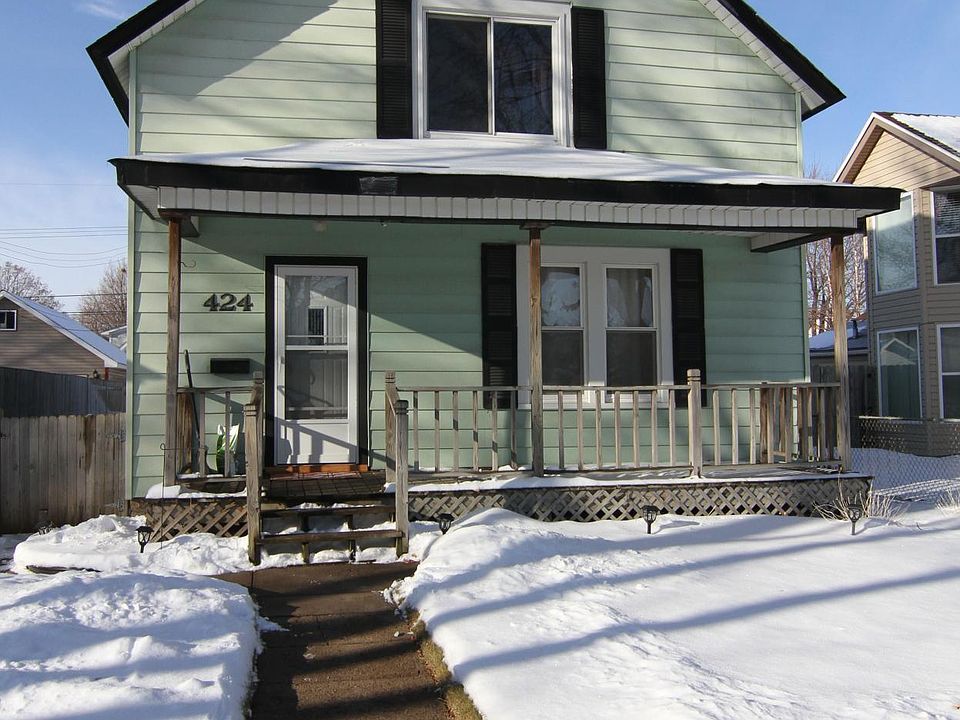 1st image of 424 6th Ave S
