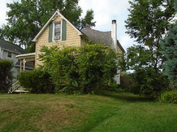 414 Wabash Ave, Belleville, IL 62220