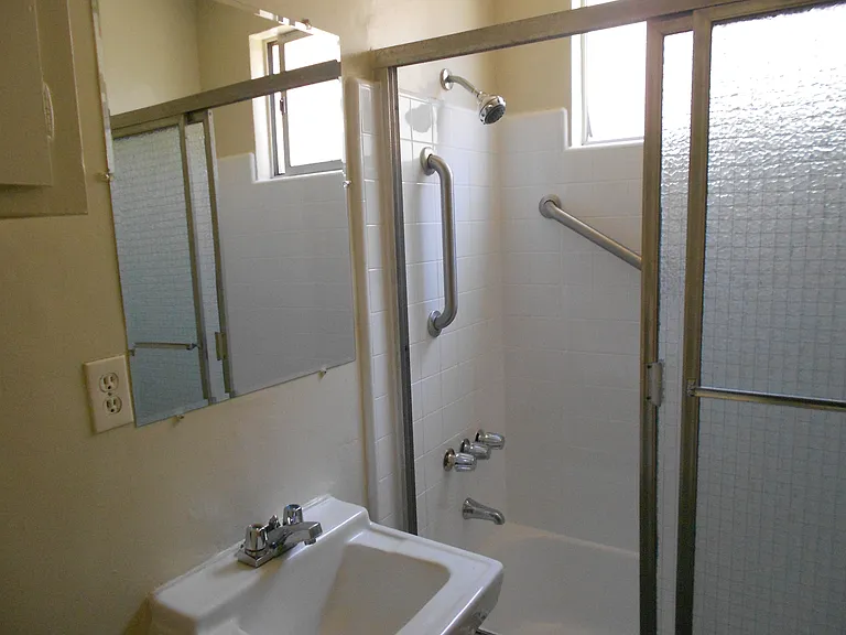3721 Midvale Ave #4 — Photo 19