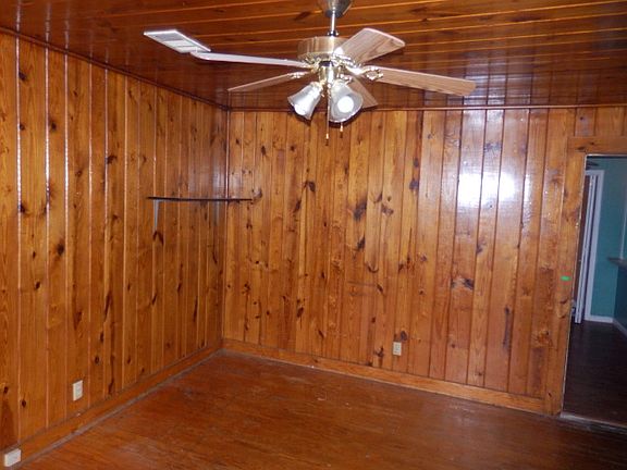 4th image of 311 Connell Ave