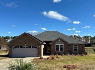 2585 Stirrup Ln, Dalzell, SC 29040