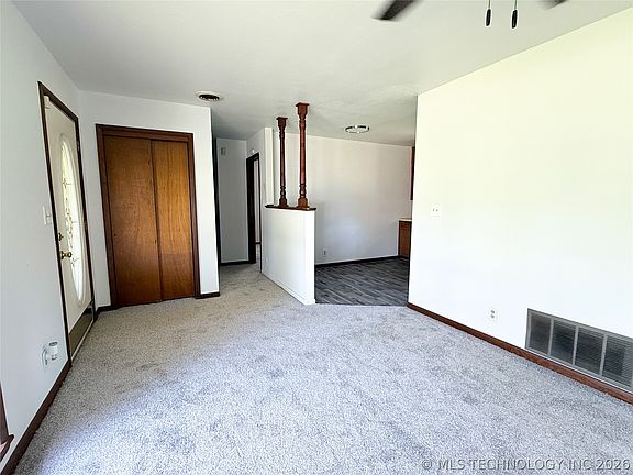4th image of 811 NE 5th St