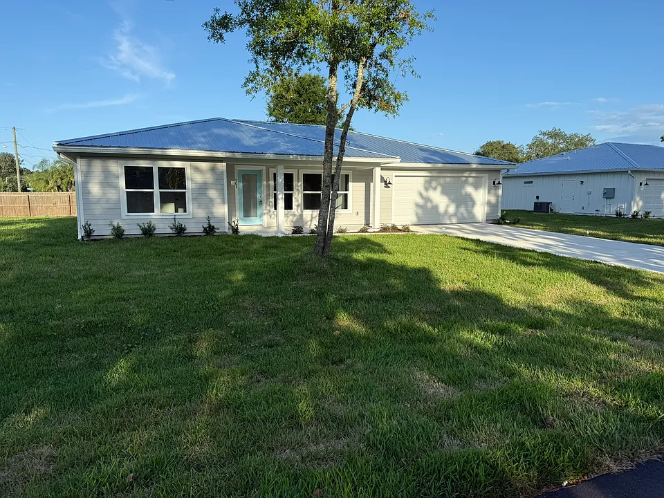 101 Lobelia Rd