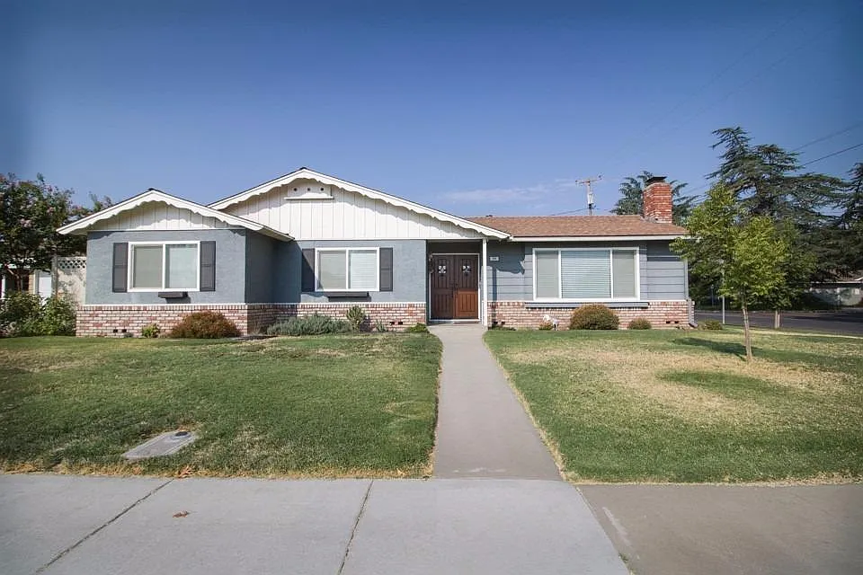 165 Fairvale Ct photo 1