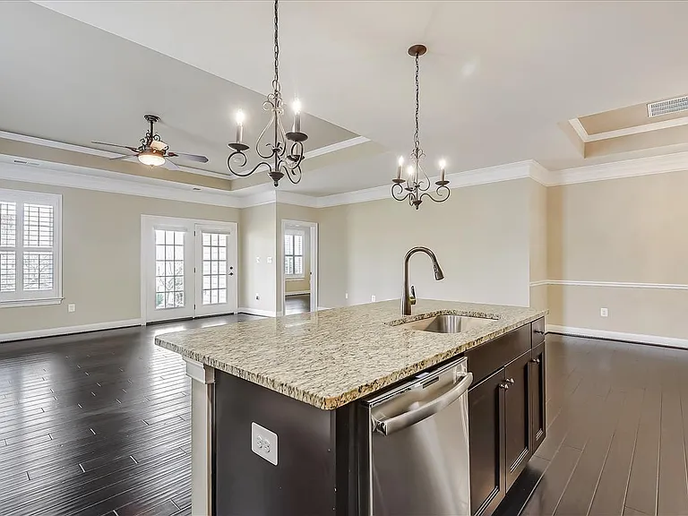 5815 New Berne Rd — Photo 8