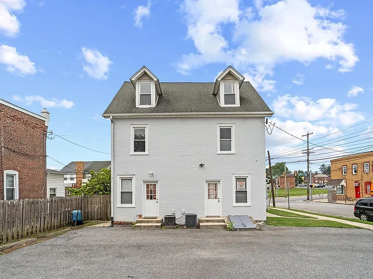 203 E Springfield Rd #17 — Photo 18