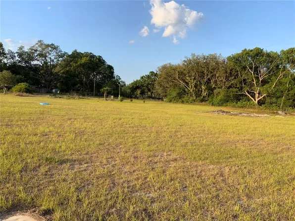 37219 Tucker Rd #119, Zephyrhills, FL 33541