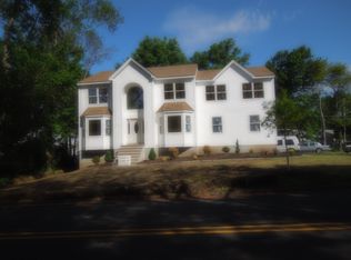 275 Lake Shore Dr, Parsippany, NJ 07054