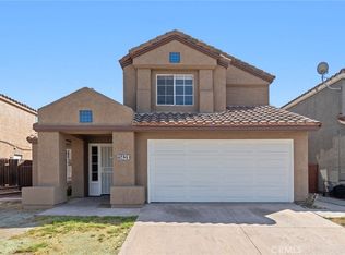 11431 Winery Dr, Fontana, CA 92337