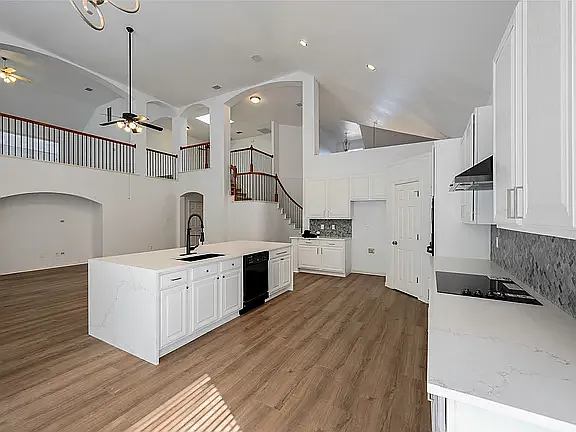 1700 Little River Ct — Photo 6