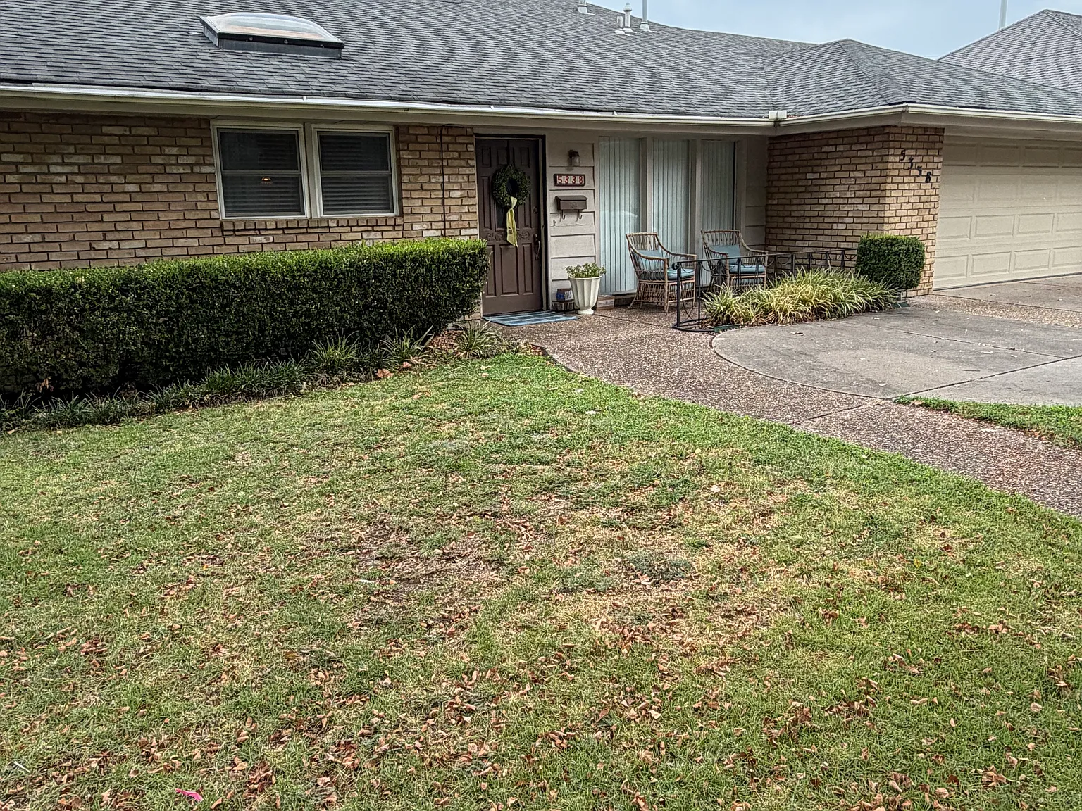4 bed, 2612 sqft, $2,295 — Photo 2