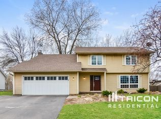 1613 Irving Ln, Burnsville, MN 55337