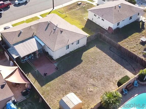 2nd image of 408 Corte Maria Ave
