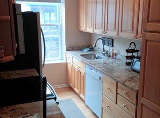 520 W Deming Pl, Chicago, IL 60614