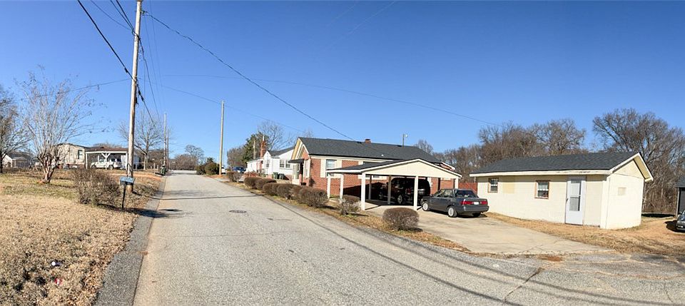 2nd image of 302A Morgan St