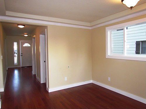 2nd image of 5116 S Cushman Ave