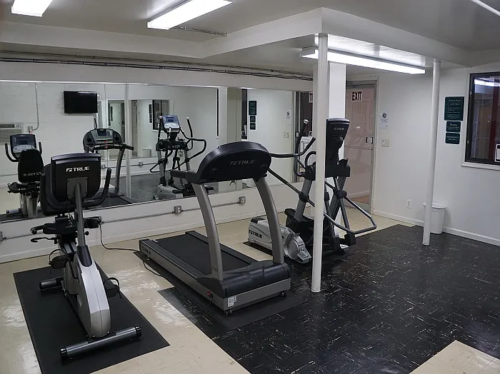 Calvert Hall Apartments — Photo 20