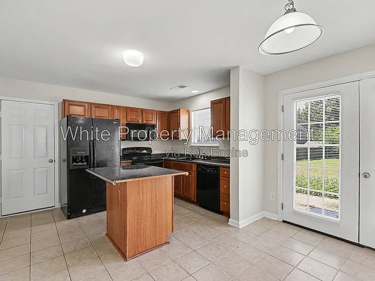 1716 Starling Ct — Photo 11
