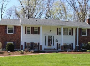 82 Shaw Farm Rd, Holliston, MA 01746