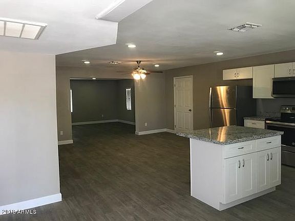 3rd image of 1101 E 9th Ave