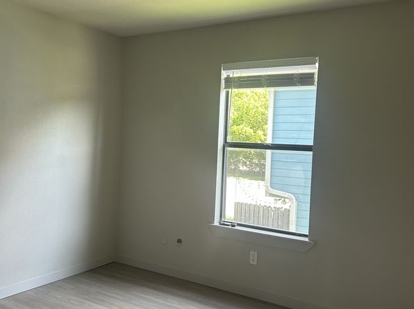 1500 W Nettleship St #10