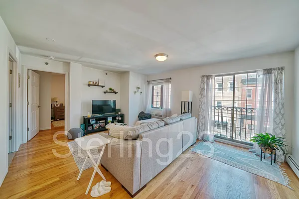 Rented by Sterling Realty Solution Inc | media 1