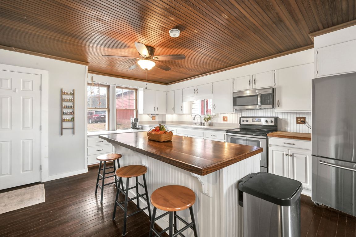 08-Kitchen